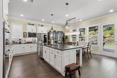 16165 Grand Litchfield Drive, Roswell, GA 30075 - Photo 9
