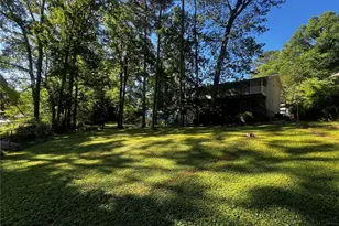 1557 Village Dr, Norcross, GA 30093 - Photo 23