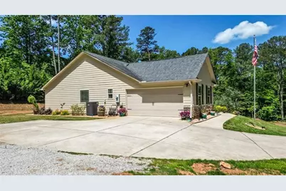 894 Happy Valley Circle, Newnan, GA 30263 - Photo 7