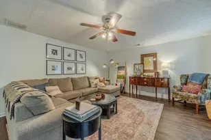 804 Pebble Pl, Loganville, GA 30052 - Photo 11