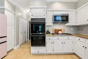 39 Plantation Dr NE, Atlanta, GA 30324 - Photo 27
