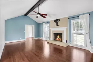455 Persimmon Ln, Roswell, GA 30076 - Photo 9