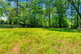 1981 N Decatur Rd, Atlanta, GA 30307 - Photo 17