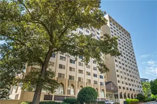 2479 Peachtree Rd NE, Atlanta, GA 30305 - Photo 1