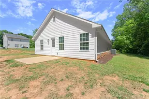 1672 Meadowlark Ln, Gainesville, GA 30501 - Photo 5