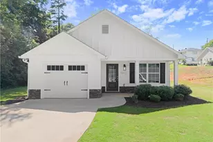 1672 Meadowlark Ln, Gainesville, GA 30501 - Photo 1