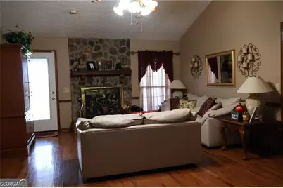 3263 Boulder Brook Drive, Lithonia, GA 30038 - Photo 9