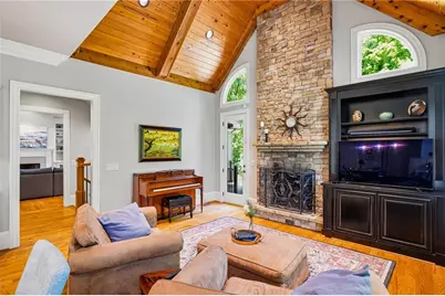 214 Shadowlawn Road SE, Marietta, GA 30067 - Photo 15