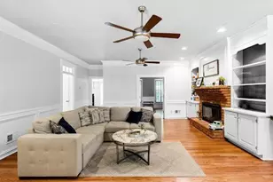 10560 Haynes Bridge Rd, Alpharetta, GA 30022 - Photo 13
