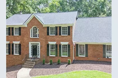 10560 Haynes Bridge Road, Alpharetta, GA 30022 - Photo 3