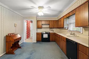 465 Pine Forest Dr, Lawrenceville, GA 30046 - Photo 7