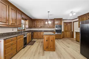 1561 Barrington View, Stone Mountain, GA 30087 - Photo 15