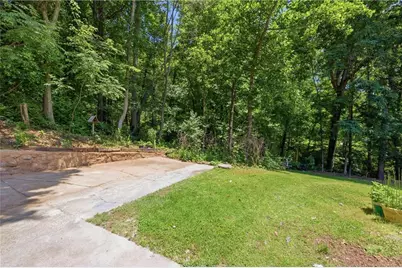 1561 Barrington View, Stone Mountain, GA 30087 - Photo 3