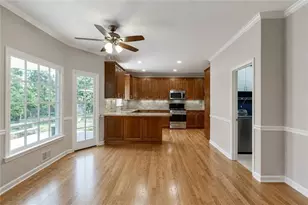 1484 Bellflower Ct SW, Lilburn, GA 30047 - Photo 37