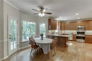 1484 Bellflower Ct SW, Lilburn, GA 30047 - Photo 35