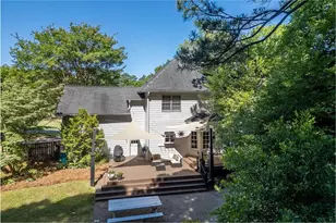1484 Bellflower Ct SW, Lilburn, GA 30047 - Photo 77