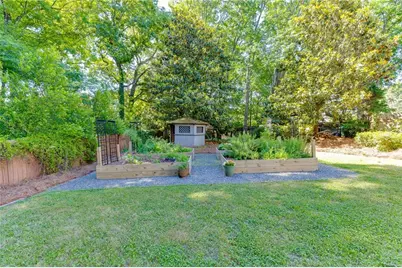1484 Bellflower Court SW, Lilburn, GA 30047 - Photo 83
