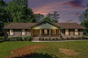 1697 Fremont Dr SW, Stone Mountain, GA 30087 - Photo 3