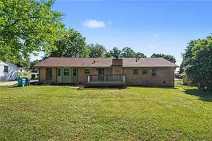 1697 Fremont Dr SW, Stone Mountain, GA 30087 - Photo 27