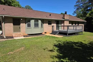 1697 Fremont Dr SW, Stone Mountain, GA 30087 - Photo 5