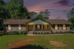 1697 Fremont Dr SW, Stone Mountain, GA 30087 - Photo 3