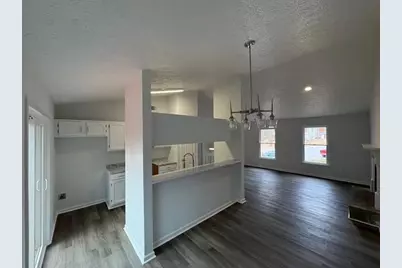 782 Fox Valley Drive, Stone Mountain, GA 30088 - Photo 3