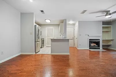 305 Granville Court, Atlanta, GA 30328 - Photo 9