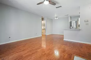 305 Granville Ct, Atlanta, GA 30328 - Photo 13