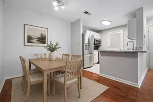 305 Granville Ct, Atlanta, GA 30328 - Photo 11