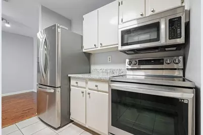 305 Granville Court, Atlanta, GA 30328 - Photo 17