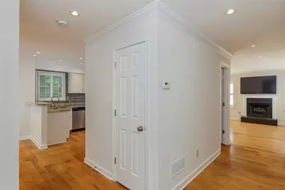 1363 Sheffield Glen Way, Atlanta, GA 30329 - Photo 5