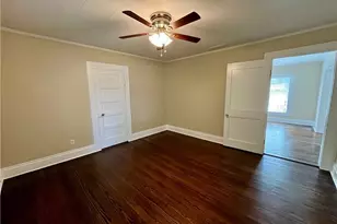 221 Bellview St, Winder, GA 30680 - Photo 17