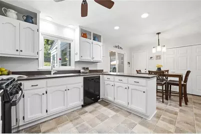 530 Woodline Court, Roswell, GA 30076 - Photo 15