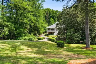 479 S Hillcrest Dr, Marietta, GA 30064 - Photo 5