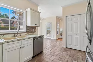 105 Woodbrooke Ct, Fayetteville, GA 30214 - Photo 9