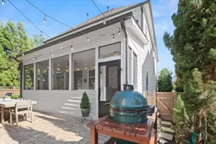 1010 Celebration Dr, Roswell, GA 30076 - Photo 47