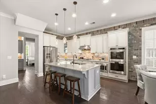 1010 Celebration Dr, Roswell, GA 30076 - Photo 7