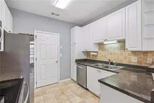 5112 Woodland Ln, Alpharetta, GA 30009 - Photo 9
