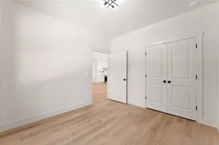 384 Oakland Dr, Gainesville, GA 30501 - Photo 17