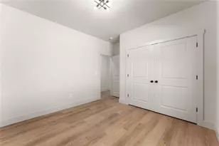 384 Oakland Dr, Gainesville, GA 30501 - Photo 35