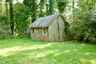 2336 Manor Ave, East Point, GA 30344 - Photo 3