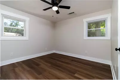 45 E Rocky Street NE, White, GA 30184 - Photo 27