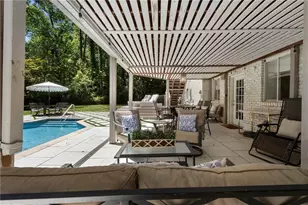 4770 Chatworth Ct, Atlanta, GA 30342 - Photo 49