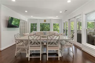 4770 Chatworth Ct, Atlanta, GA 30342 - Photo 11