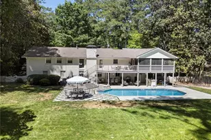 4770 Chatworth Ct, Atlanta, GA 30342 - Photo 51
