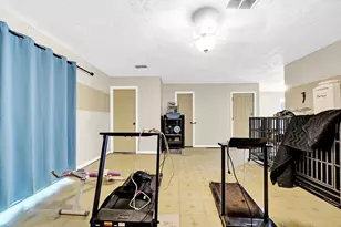 2301 Lessie Maude Dr, Marietta, GA 30066 - Photo 17