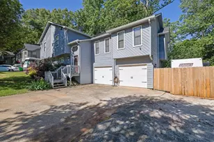 2301 Lessie Maude Dr, Marietta, GA 30066 - Photo 3