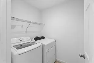 1827 Rockridge Pl NE, Atlanta, GA 30324 - Photo 17