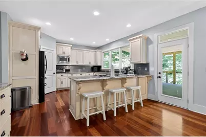 320 Waverly Hall Circle, Roswell, GA 30075 - Photo 11