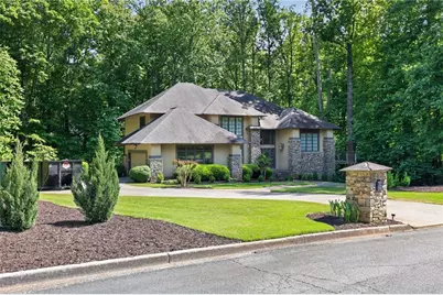 320 Waverly Hall Circle, Roswell, GA 30075 - Photo 1